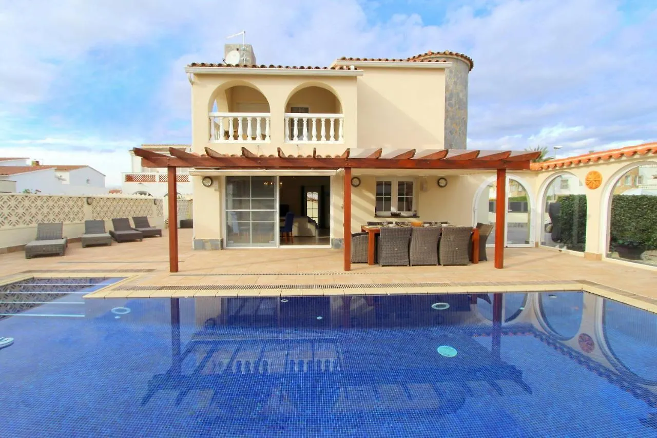 Leon Inmo Villa Loro - 14157 Empuriabrava